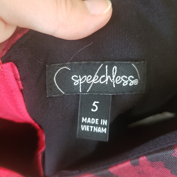 NWT Floral Red and Black Dress - Picture 5 of 6